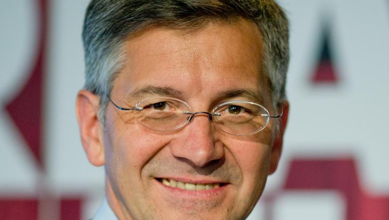 Herbert Hainer, Präsident des FC Bayern München, kommt zu einer Pressekonferenz. Foto: Daniel Karmann/dpa/Archivbild Herbert Hainer, Präsident des FC Bayern München, kommt zu einer Pressekonferenz. Foto: Daniel Karmann/dpa/Archivbild