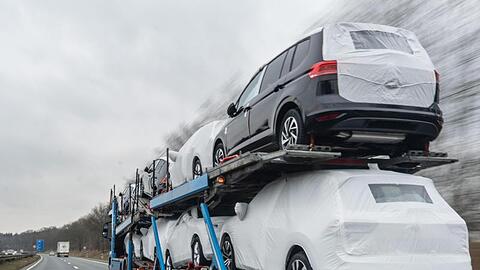 Im Mai wurden in Deutschland nur etwa halb so viele Autos neu zugelassen wie im Vorjahresmonat.