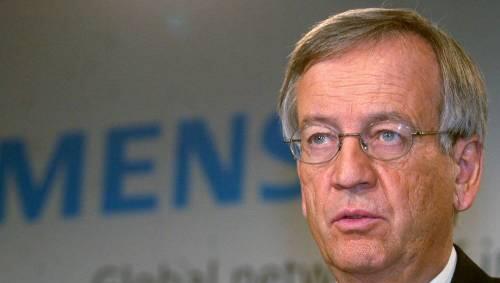 Einigt er sich noch mit seinem ehemaligen Arbeitgeber? Wie es heißt, verhandelt Heinrich von Pierer mit Siemens über einen Vergleich. Einigt er sich noch mit seinem ehemaligen Arbeitgeber? Wie es heißt, verhandelt Heinrich von Pierer mit Siemens über einen Vergleich.