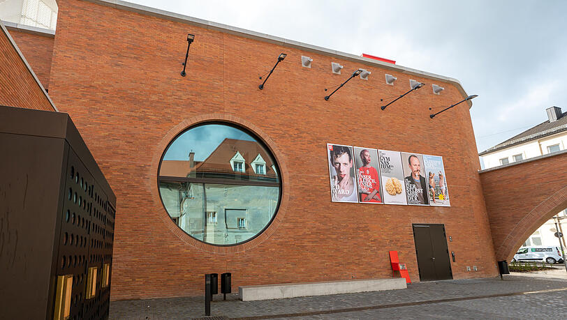Die Aussenfassade des Neubau des Volkstheaters im Schlachthofviertel.