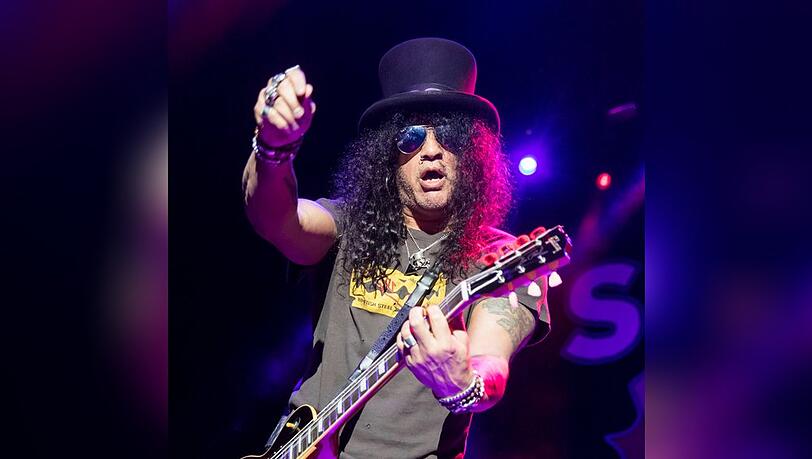 Slash sagte vier Konzerte ab. Slash sagte vier Konzerte ab.