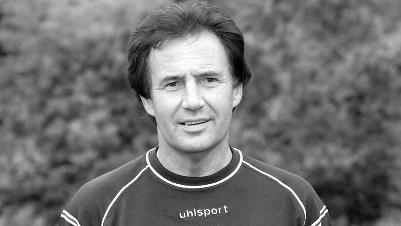 Der ehemalige Bundesligaprofi Detlef Pirsig ist im Alter von 74 gestorben.