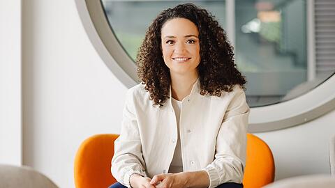 Maral Bazargani moderiert f&uuml;r das ZDF ab Dienstag, 11. August, die Leichtathletik-EM, die dieses Jahr im englischen Birmingham stattfindet.