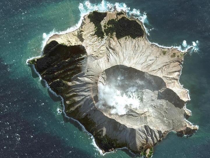 Aus der Touristeninsel White Island ist nach dem Ausbruch von Neuseelands gefährlichstem Vulkan eine Todeszone geworden.