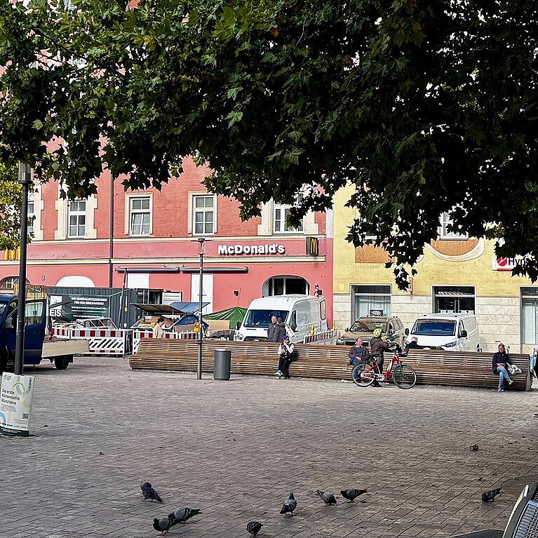 Der McDonald's am Harras bleibt noch eine Weile geschlossen. Bei den Umbauma&szlig;nahmen kommt es zu Verz&ouml;gerungen.