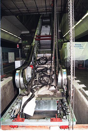 Der U-Bahnhof Königsplatz wird gesperrt, weil die Stadtwerke die Rolltreppen erneuern.