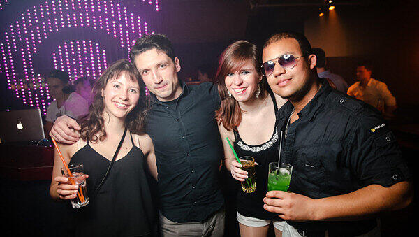 Klicken Sie sich durch die Partybilder aus den Münchner Clubs von Samstagabend. Finden Sie sich wieder?