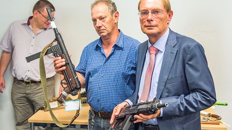 Beschlagnahmte Waffen bei der Staatsanwaltschaft.
