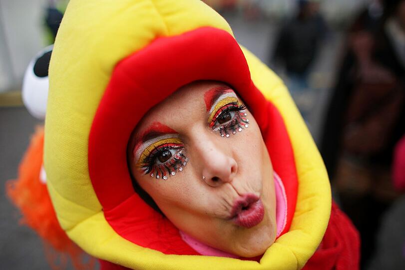 Köln fest in der Hand der Jecken. Die besten Bilder von der Weiberfastnacht in Köln!
