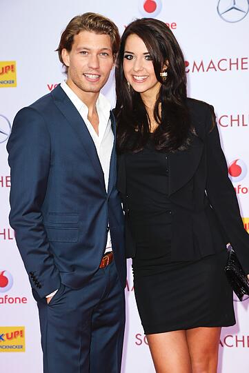 GZSZ-Star Raul Richter und Schauspielerin Iris Shala ("Anna und die Liebe") auf der Premiere des neuen Kinofilms "Der Schlussmacher" in Berlin.