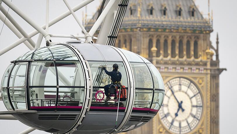Das Riesenrad London Eye wurde vor 25 Jahren eröffnet.