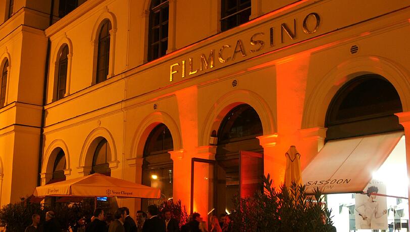 Statt Filmen gibt's hier Austern und Champagner. Statt Filmen gibt's hier Austern und Champagner.