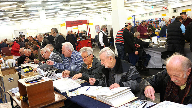 Briefmarkenmesse im MOC in München.