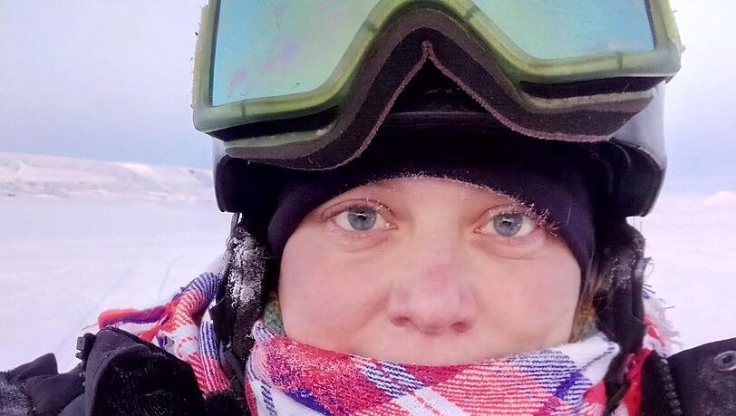 Dass sogar die Wimpern eisig sind, schreckt Katharina Beutner nicht ab. Dass sogar die Wimpern eisig sind, schreckt Katharina Beutner nicht ab.