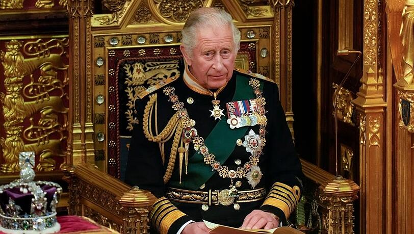 König Charles III. trat bei der Weihnachtsansprache die Nachfolge seiner Mutter an.