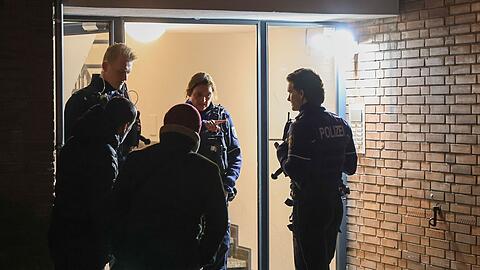 Die Polizei nahm den tatverd&auml;chtigen Jugendlichen noch vor Ort fest.