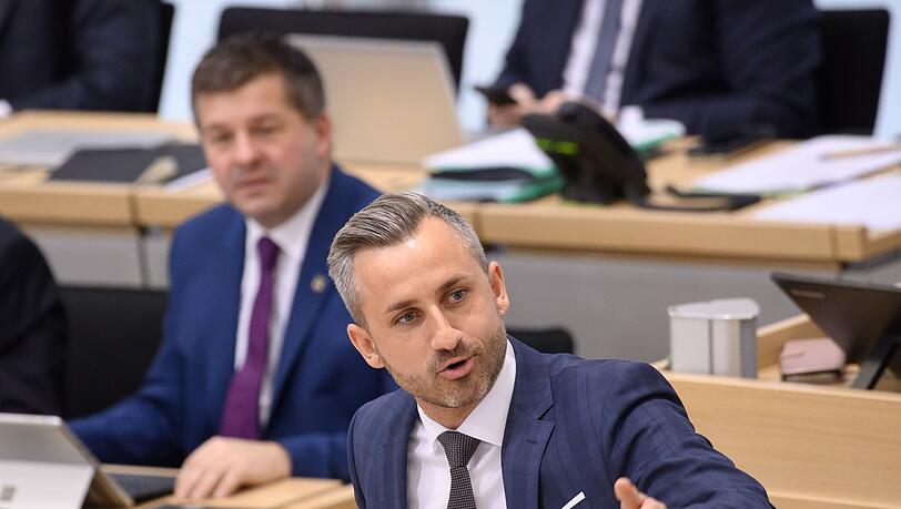 Ulrich Siegmund, Spitzenkandidat der AfD in Sachsen-Anhalt, hat als Wahlziel f&uuml;r den 6. September die absolute Mehrheit im Magdeburger Landtag ausgegeben.