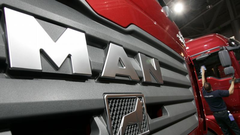 Der Nutzfahrzeug- und Maschinenbaukonzern MAN rutscht in die rote Zahlen Der Nutzfahrzeug- und Maschinenbaukonzern MAN rutscht in die rote Zahlen