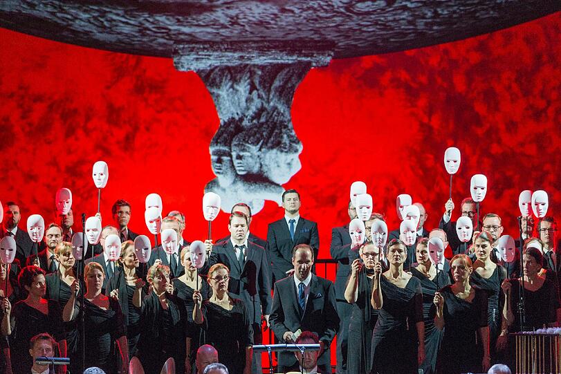 Der Chor des Gärtnerplatztheaters in der Reithalle