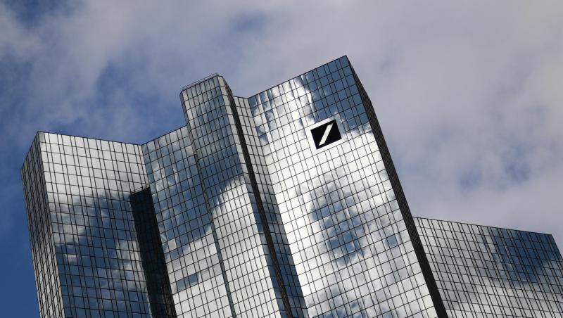 Auch die Deutsche Bank gehört zu den 16 Akteuren, die per Selbstverpflichtung ihre Angebote in Einklang mit den Zielen des Pariser Klimaabkommens ausrichten wollen.