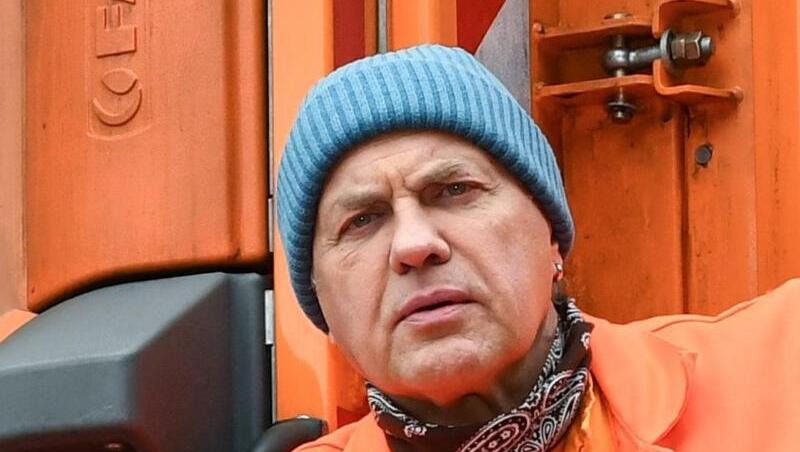 Uwe Ochsenknecht räumt auf. Uwe Ochsenknecht räumt auf.