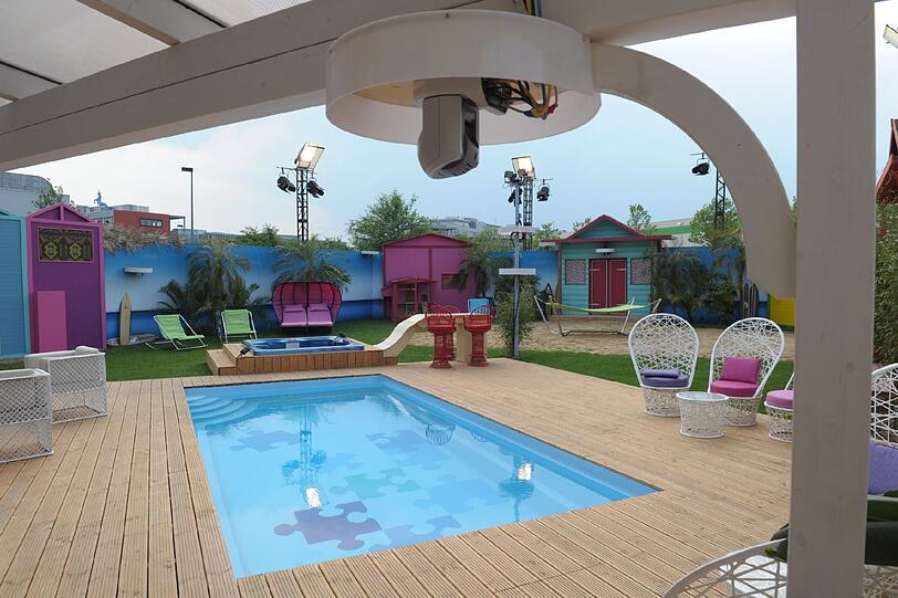 Im Garten des neuen "Big Brother"-Hauses können sich die neuen Bewohner entspannen.
