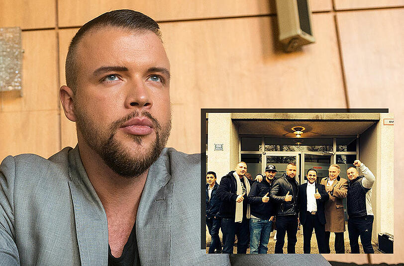Freispruch: Kollegah im Amtsgericht in Laufen. Auf Facebook feiert er seinen Sieg.