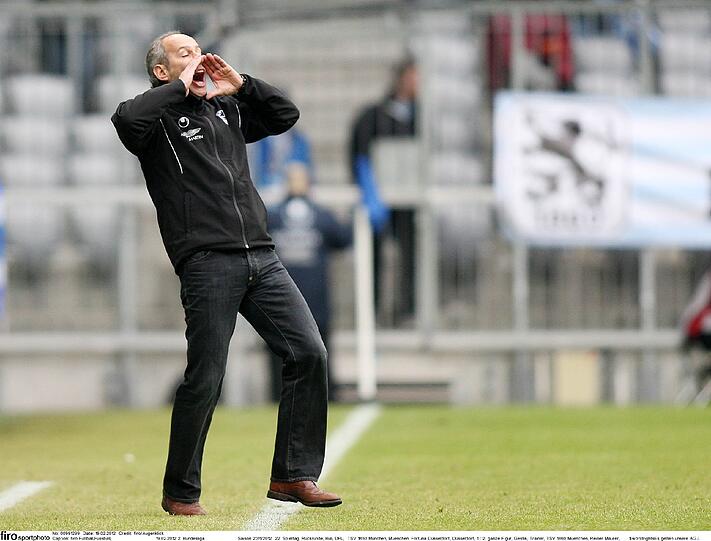 Erlaubt keine Ausrutscher mehr: 1860-Trainer Reiner Maurer.