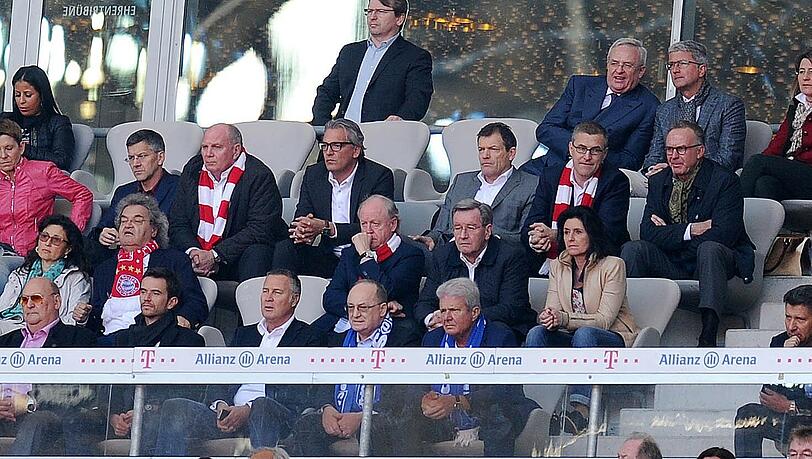 Am Samstag war Uli Hoeneß zum ersten Mal nach seiner Verurteilung wieder im Stadion. Die Bilder!