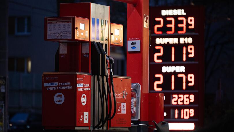 Tankstelle: Ab Mittwoch nur noch eine Erh&ouml;hung t&auml;glich erlaubt.