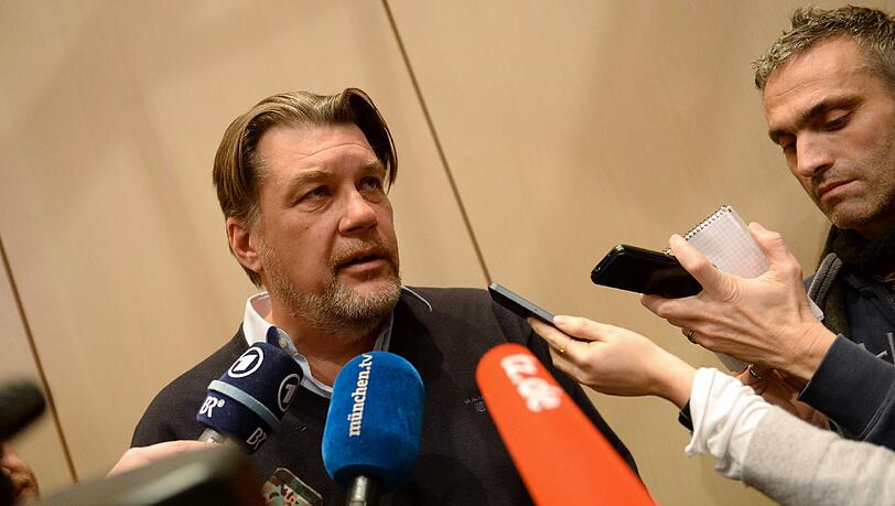 Am Dienstag wurde Gerhard Mayrhofer bei der delegiertenversammlung als Präsident bestätigt. Am Dienstag wurde Gerhard Mayrhofer bei der delegiertenversammlung als Präsident bestätigt.