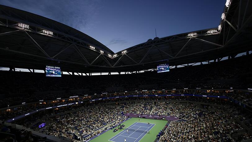 Ganz besondere Atmosphäre im Arthur Ashe Stadium. Ganz besondere Atmosphäre im Arthur Ashe Stadium.