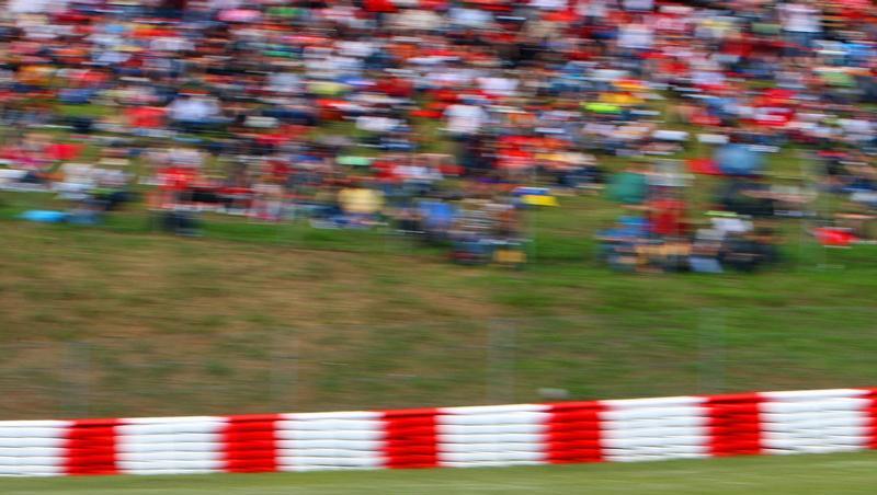 Sebastian Vettel fährt wieder vorne mit: Platz zwei in der Quali. Sebastian Vettel fährt wieder vorne mit: Platz zwei in der Quali.