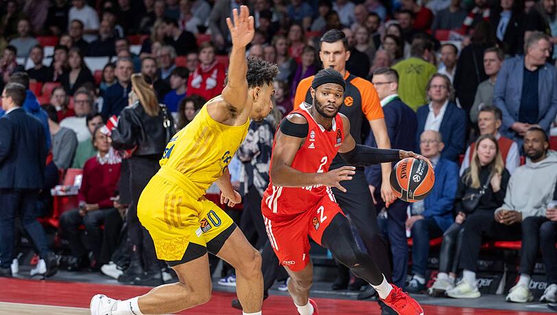Die Basketballer des FC Bayern verlieren denkbar knapp gegen Alba Berlin.
