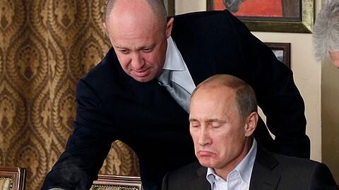 Wagner-Chef Jewgeni Prigoschin (oben) und der russische Präsident Wladimir Putin hatten zuletzt Differenzen.