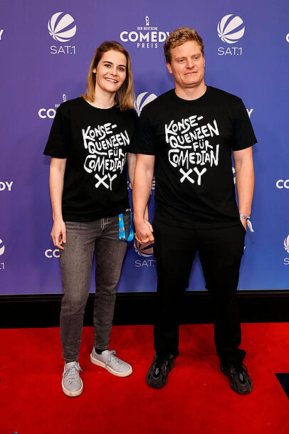 Hazel Brugger und Thomas Spitzer bei der Verleihung des 25. Deutschen Comedypreises 2021. Hazel Brugger und Thomas Spitzer bei der Verleihung des 25. Deutschen Comedypreises 2021.