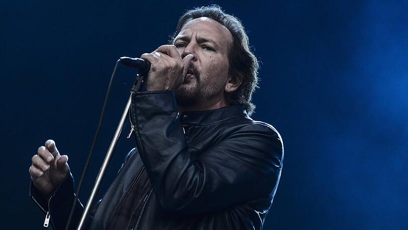 Pearl-Jam-Sänger Eddie Vedder leidet unter Stimmproblemen.