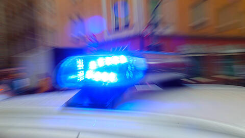 Bei dem Unfall in Milbertshofen wurden vier Personen verletzt.