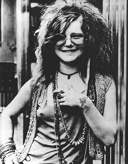 Tod mit 27: Janis Joplin wurde am 19. Januar 1943 in Port Arthur, Texas geboren und starb am 4. Oktober 1970 in Los Angeles. Die Ursache war  eine Überdosis Heroin, die sie sich jedoch angeblich unabsichtlich verabreichte.