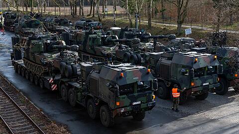 Die europ&auml;ischen Staaten r&uuml;sten auf und &uuml;ben f&uuml;r den Ernstfall.
