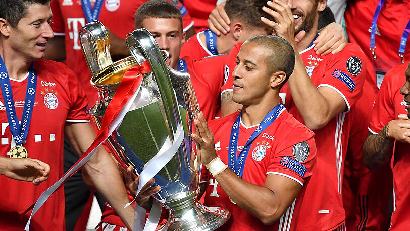 Thiago krönte seine Zeit bei den Bayern in seinem letzten Spiel mit dem Henkelpott.