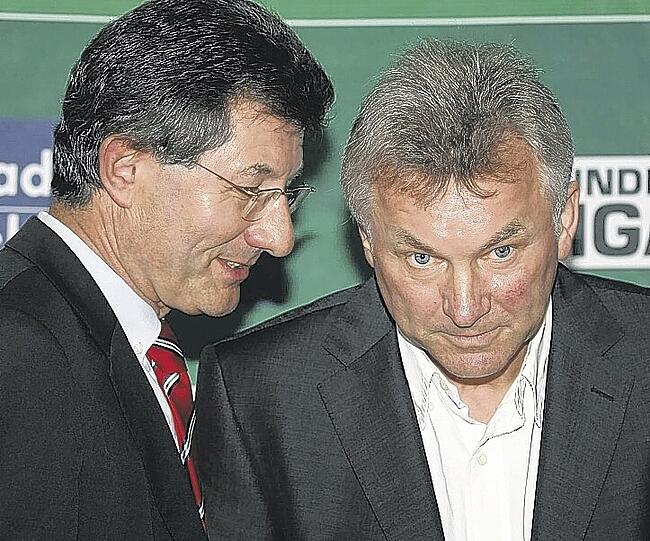 "Haben nicht die Hosen voll": SpVgg-Präsident Helmut Hack und Trainer Benno Möhlmann sehen der Hausaufgabe gegen Freiburg zuversichtlich entgegen.