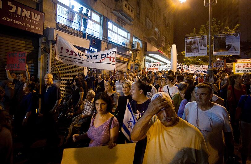 Hunderttausende Israelis haben im ganzen Land gegen soziale Missstände protestiert.