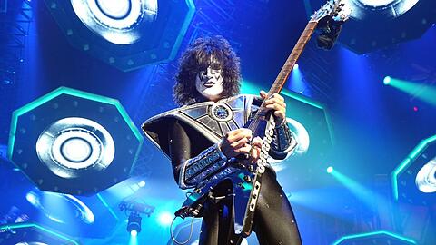 Tommy Thayer spielt seit 24 Jahren Gitarre bei Kiss.