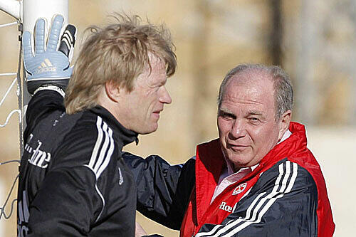 Die beiden rumpelten öfter zusammen. Olli Kahn und Uli Hoeneß schenkten sich nichts in ihrer gemeinsamen Bayern-Zeit.