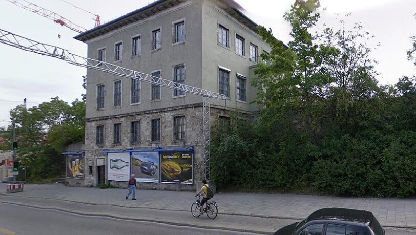 Seit die Stadt den Kopfbau der Stückguthalle in der Offenbachstraße im Jahr 2005 gekauft hat, steht das Gebäude leer. Seit die Stadt den Kopfbau der Stückguthalle in der Offenbachstraße im Jahr 2005 gekauft hat, steht das Gebäude leer.
