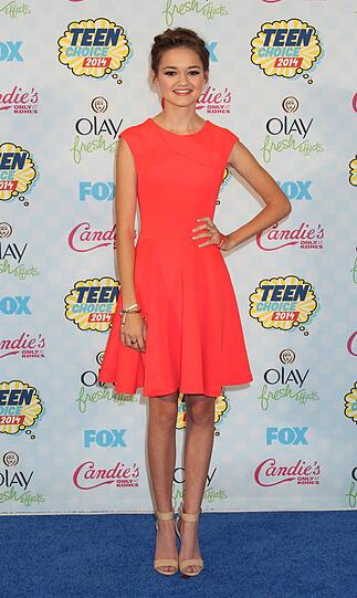 Schauspielerin Ciara Bravo (Big Time Rush) bei der Preisverleihung