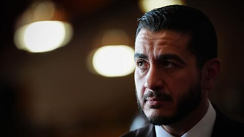 Setzt sich in der parteiinternen Vorwahl gegen Haley Stevens durch - Abdul El-Sayed. (Archivbild) Setzt sich in der parteiinternen Vorwahl gegen Haley Stevens durch - Abdul El-Sayed. (Archivbild)