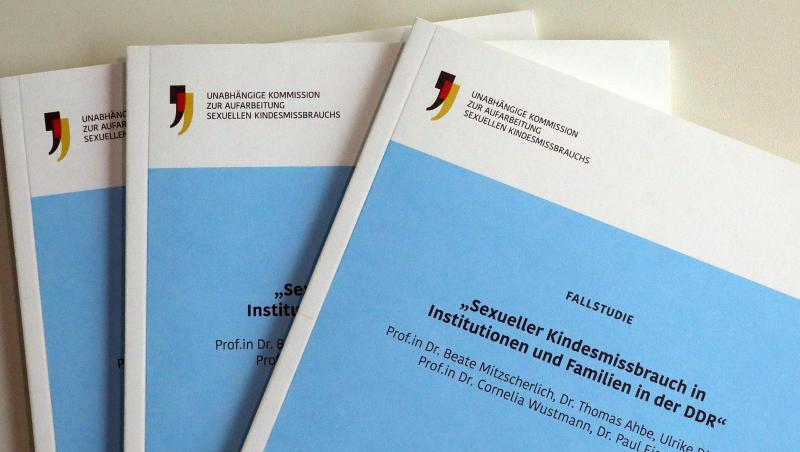 Die Untersuchung solle die persönlichen Schicksale in den historischen Kontext einordnen. Die Untersuchung solle die persönlichen Schicksale in den historischen Kontext einordnen.