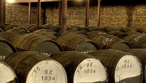 Bis zu zehn Jahre reift der Oberpfälzer-Whisky in den Fässern – oft ist er monatelang ausverkauft. Bis zu zehn Jahre reift der Oberpfälzer-Whisky in den Fässern – oft ist er monatelang ausverkauft.